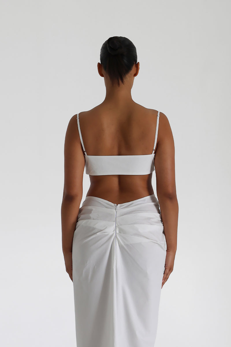 TalaCrop_White