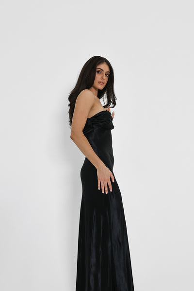    TallaraDress_Black
